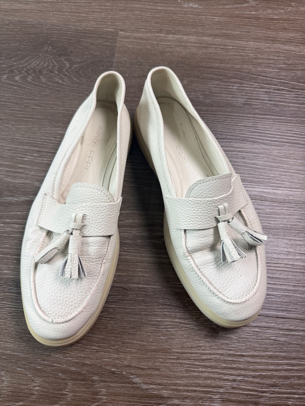 Anna Cori Women's Cream Leather Tassel Loafers